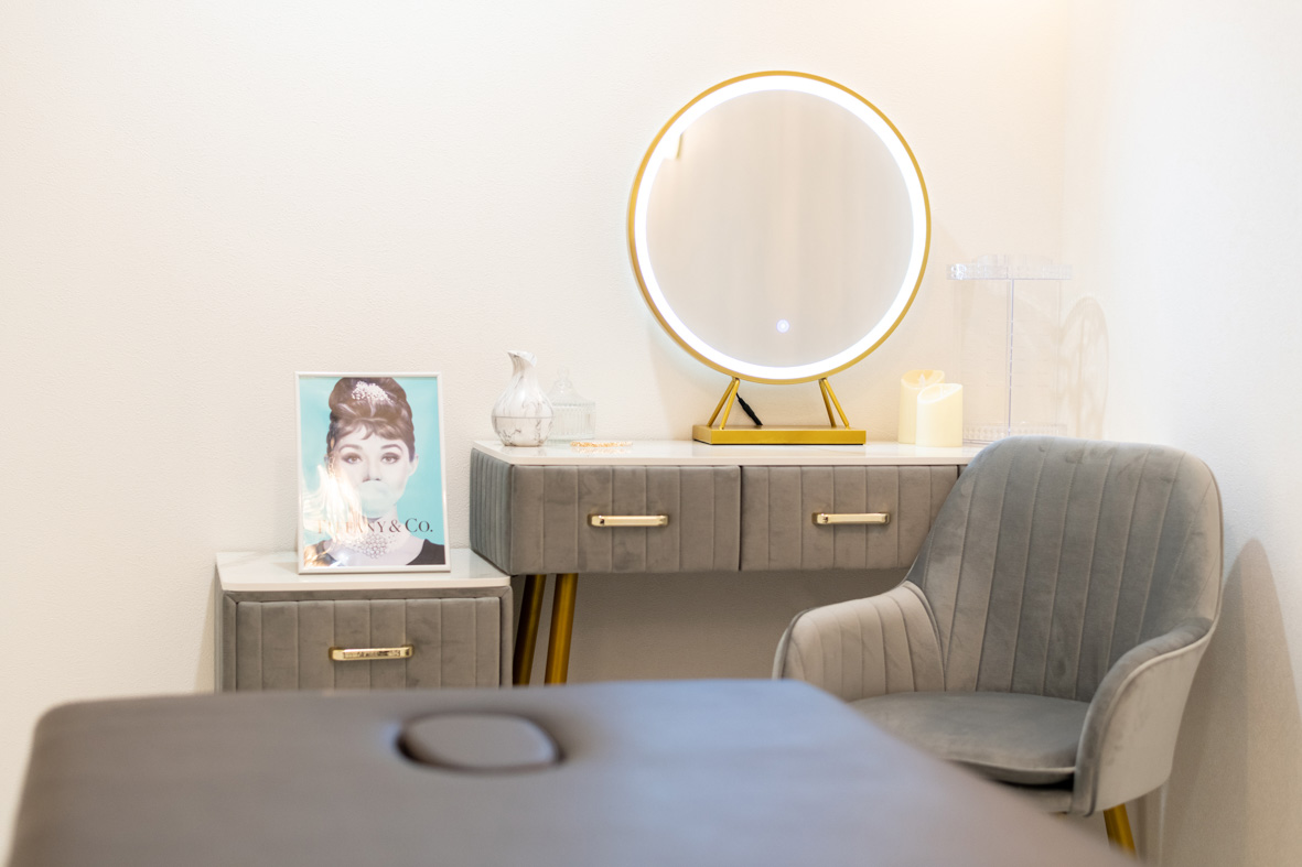 Venus Beauty Salon ICE BLUE-011.jpg